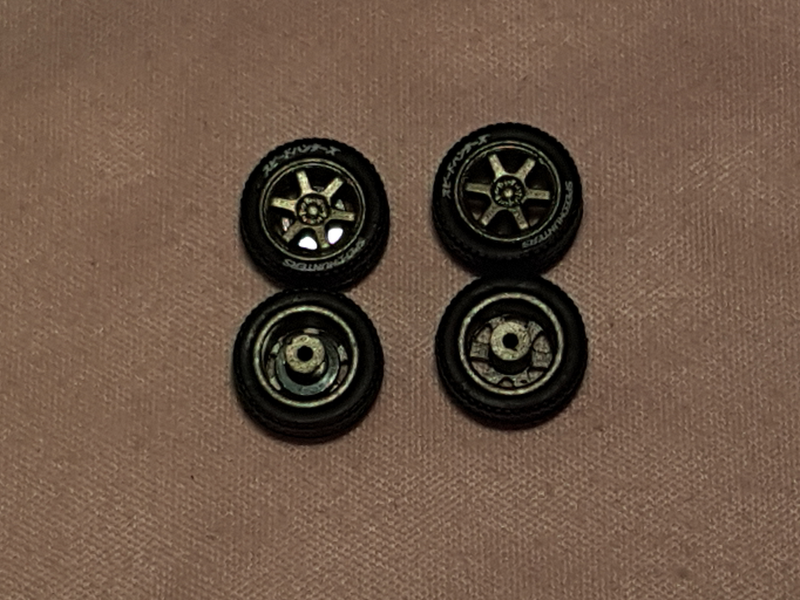 Left: with metal washers; Right: as-is